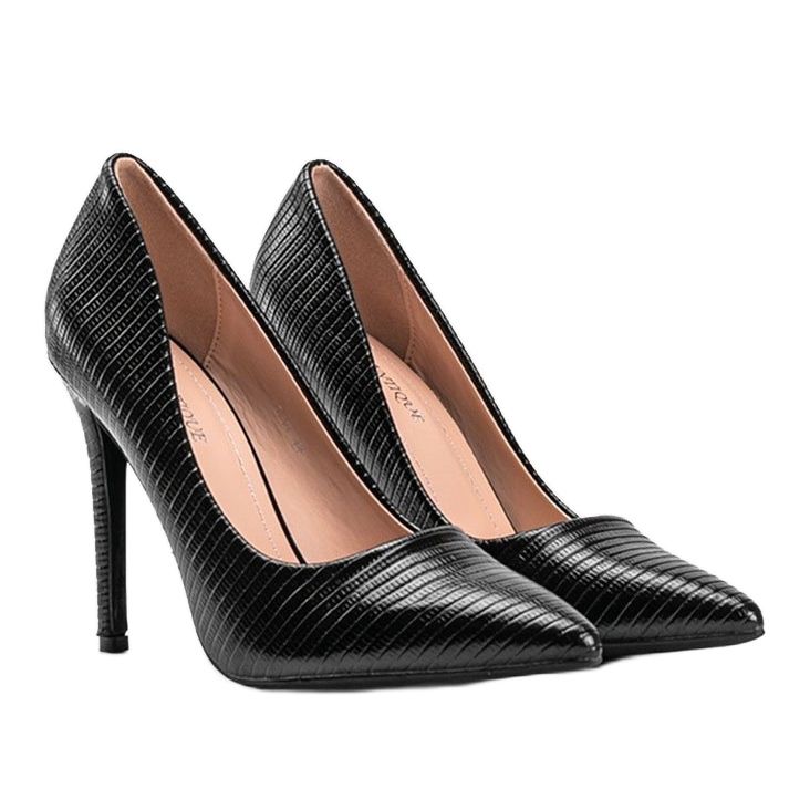 Schwarze Pumps an der Blanca Ferse 1