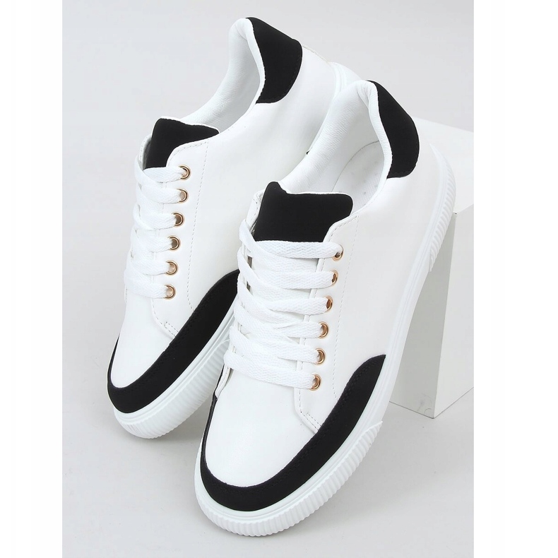 Weiße Damen Sneakers 6110 Schwarz 1