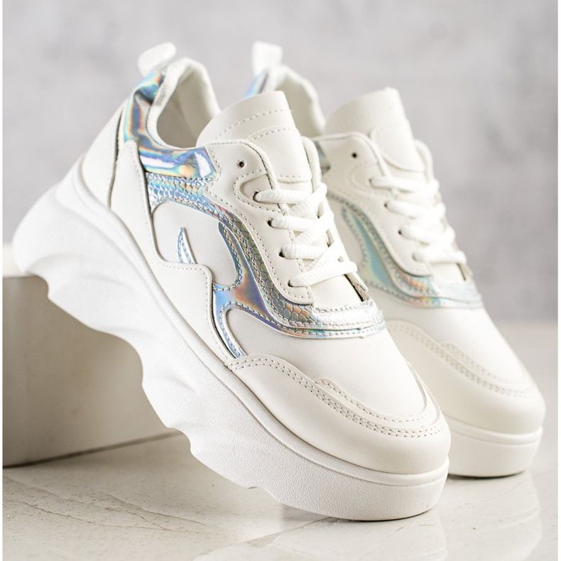 SHELOVET Modische Turnschuhe weiß 1