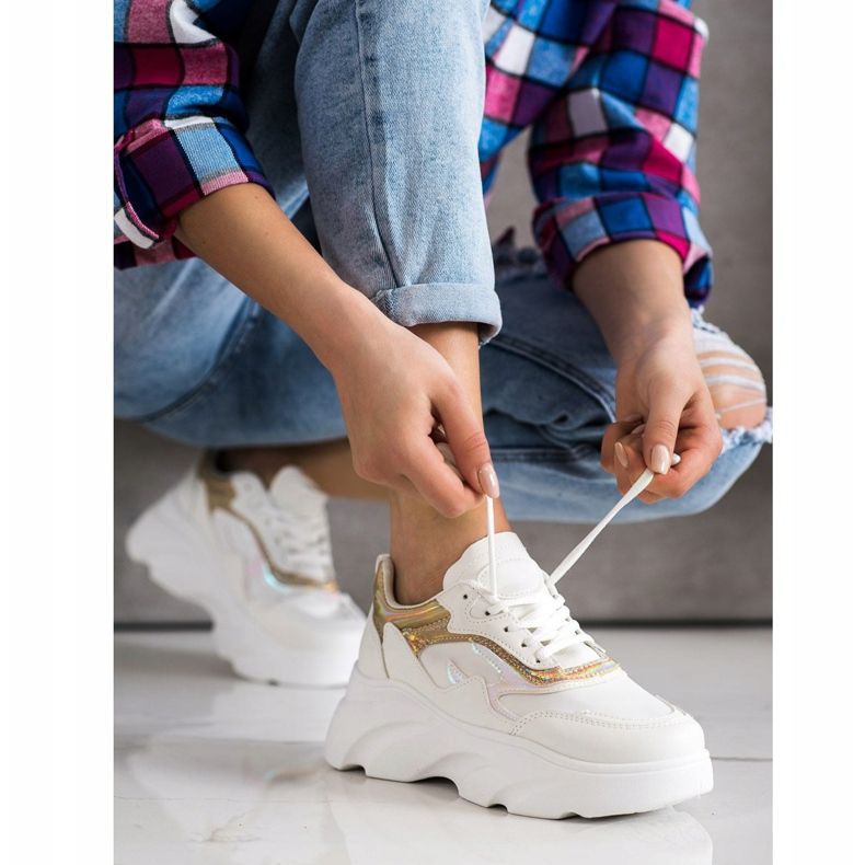 SHELOVET Modische Turnschuhe weiß 1