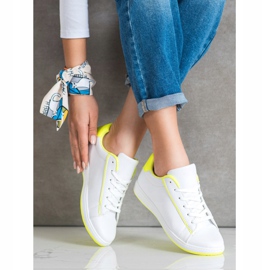 SHELOVET Niedrige Sneakers mit Öko-Leder weiß gelb 1