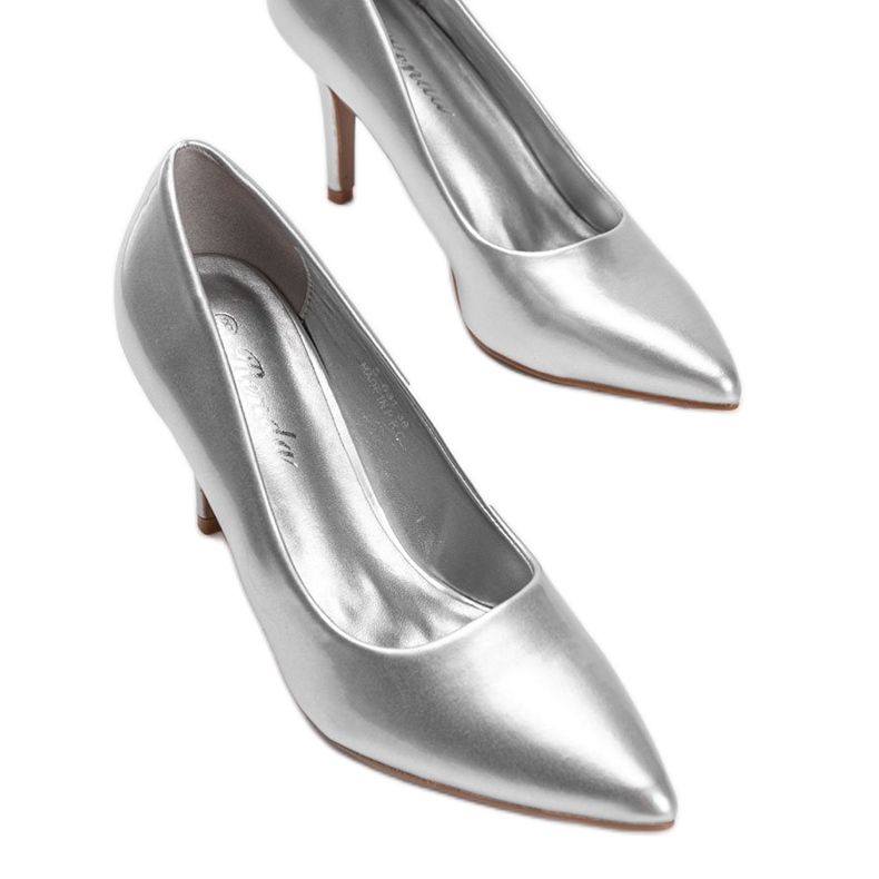 Silberne Pumps aus Kunstleder Ally 1