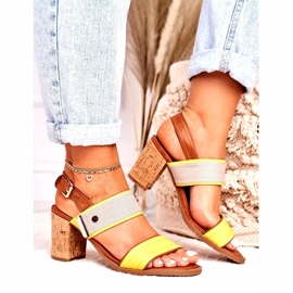 Jezzi Frauensandalen auf dem Cork Post Yellow 20SD35-1826 beige 2