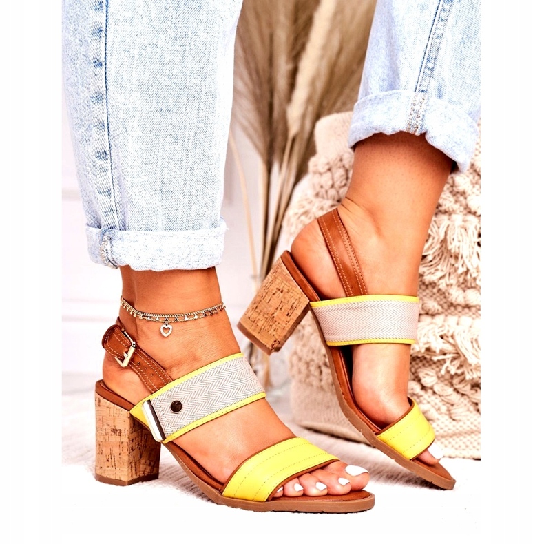 Jezzi Frauensandalen auf dem Cork Post Yellow 20SD35-1826 beige 2