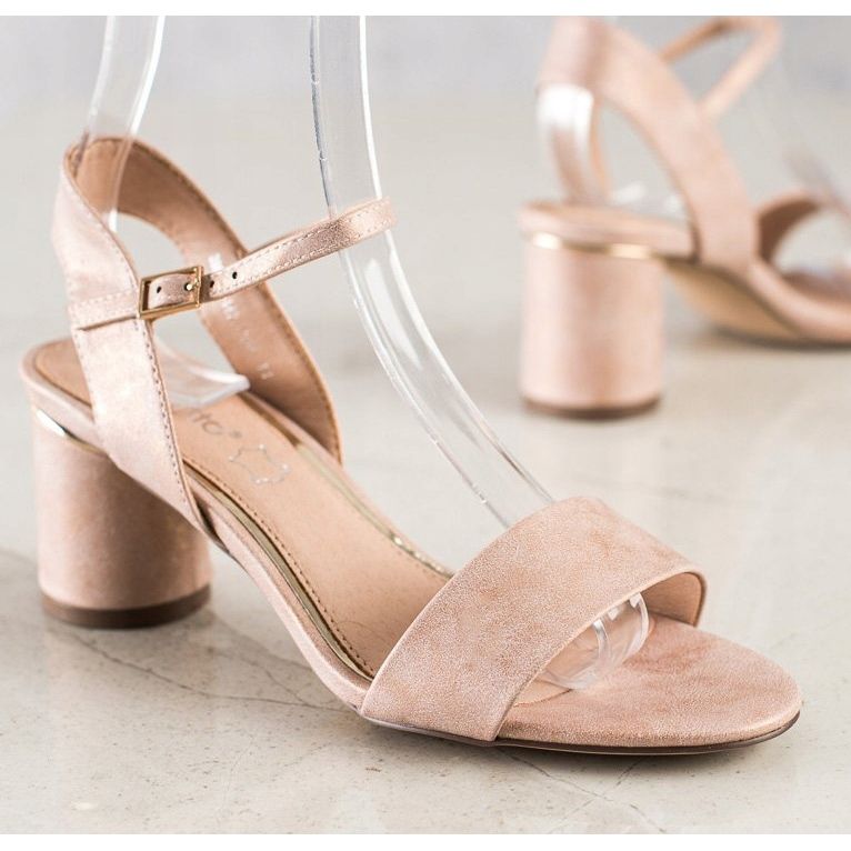 Evento Stilvolle Sandalen an einer Bar rosa 1