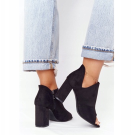 Frühling Wildleder Stiefel On A Post Vinceza 21-17095 Schwarz 1