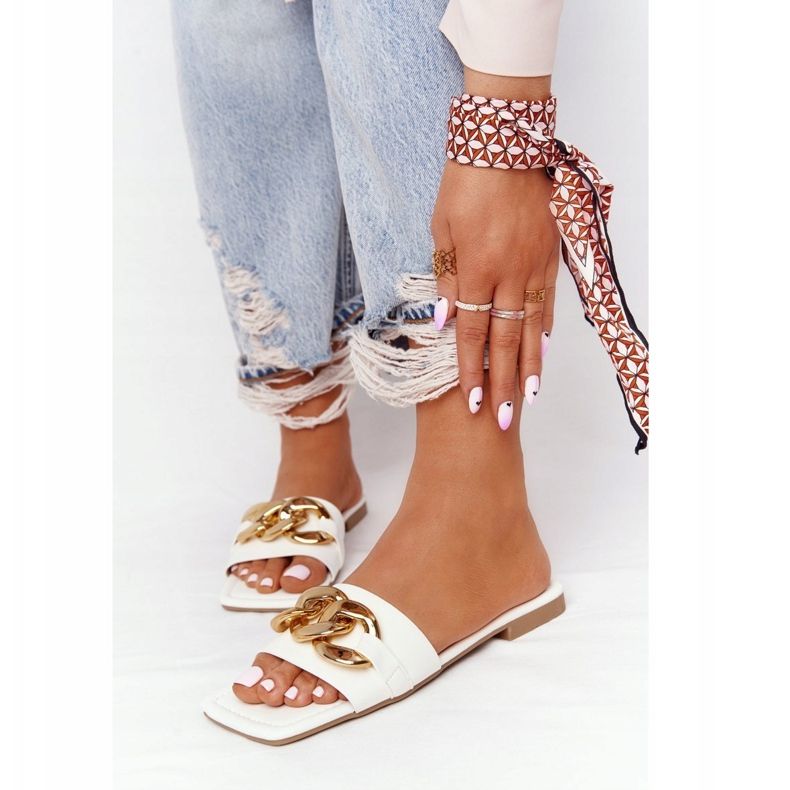 Lederpantoffeln mit Kette weißer französischer Kuss golden 1