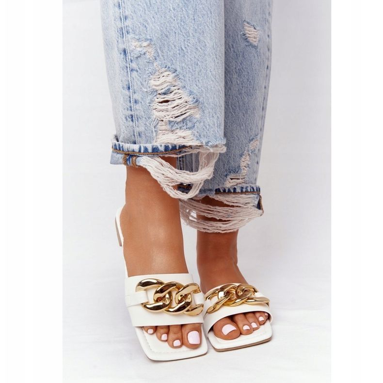 Lederpantoffeln mit Kette weißer französischer Kuss golden 2