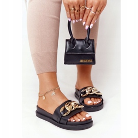 Schwarze Plateau-Pantoffeln mit Kette golden 1