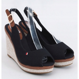 Schwarze Sandalen auf Keilabsatz BL-71 Black 1