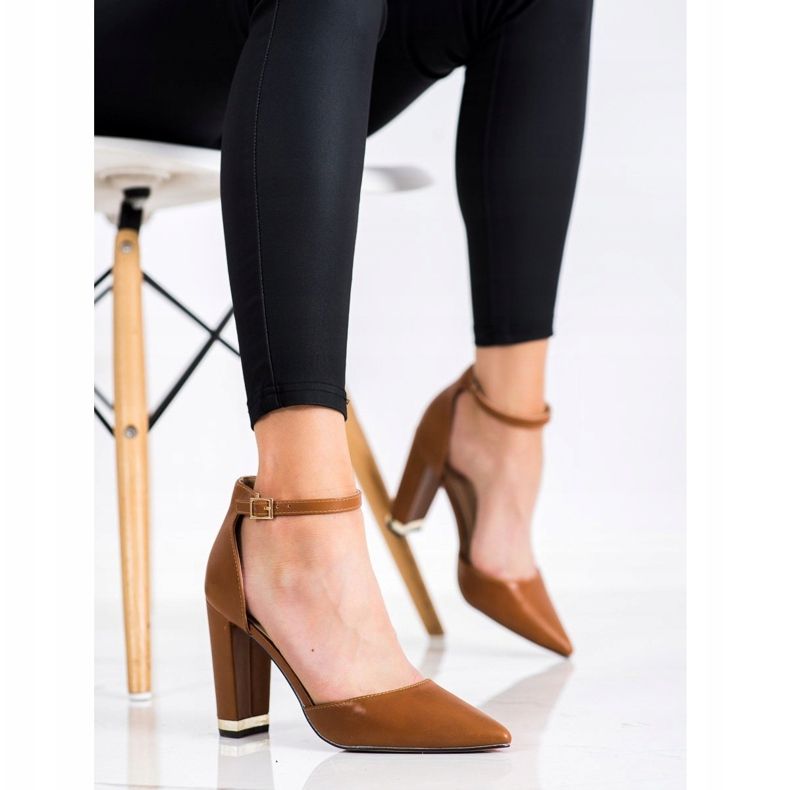 Diamantique Stilvolle Pumps in Spitz braun 1