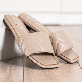 S. BARSKI Gesteppte S.BARSKI Hausschuhe beige 1