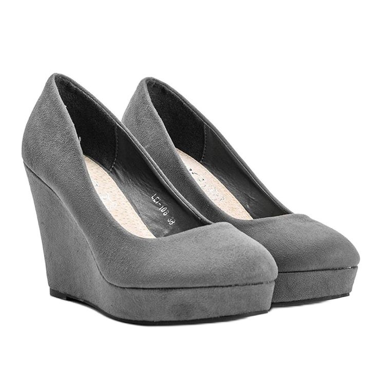 BM Graue Pumps aus Öko-Wildleder am Keilabsatz Karilla 1