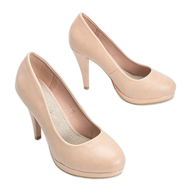 Pinke Pumps aus Kunstleder auf der Liana-Plattform rosa 2