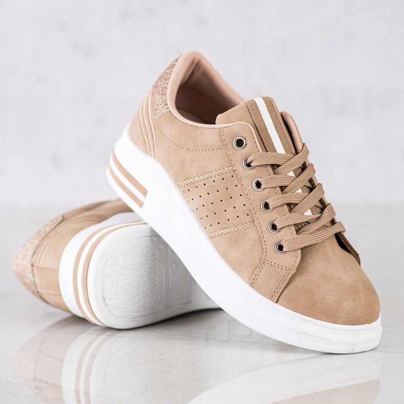 SHELOVET Turnschuhe aus Öko-Leder beige golden 2