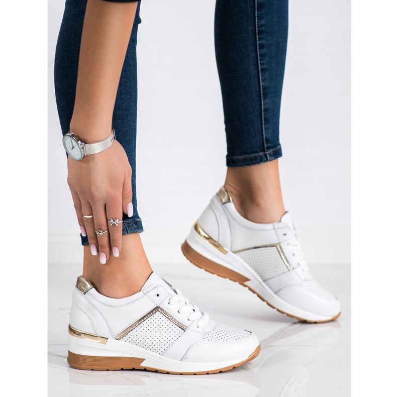 Goodin Weiße Ledersneaker golden 2