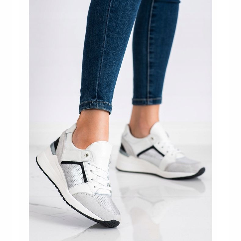 Goodin Sneakers aus weißem und silbernem Leder schwarz grau 1