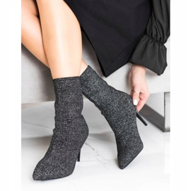 Sabatina Frühlingsstiefel auf einem hohen Absatz schwarz 1