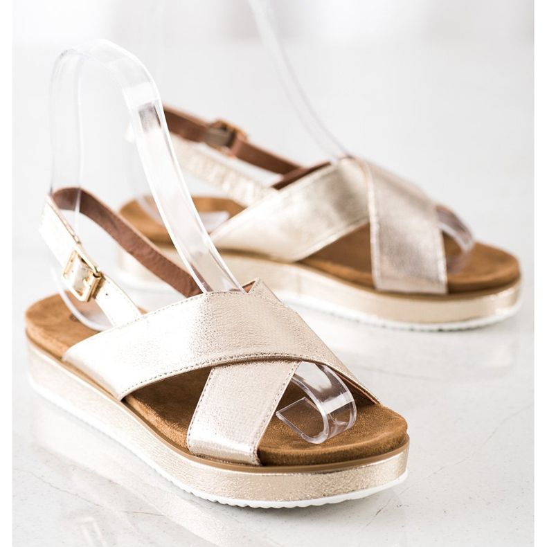 Goodin Goldene Sandalen auf der Plattform 2