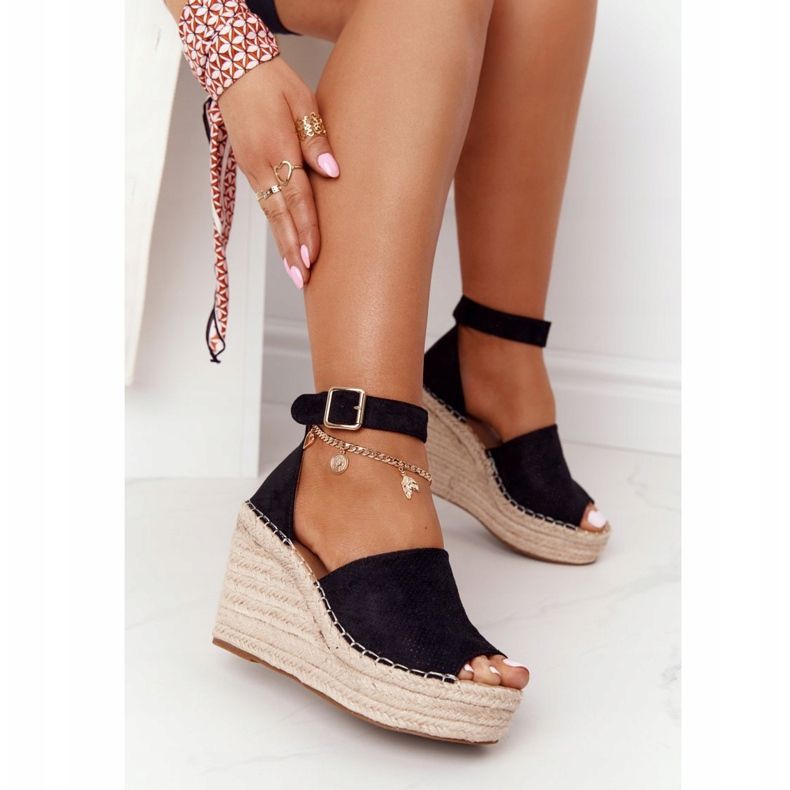 MSMG Schwarze Makenna Keilsandalen mit Zöpfen 1