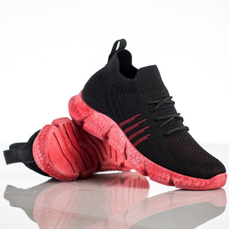 SHELOVET Durchbrochene Sneakers auf der Plattform schwarz 1