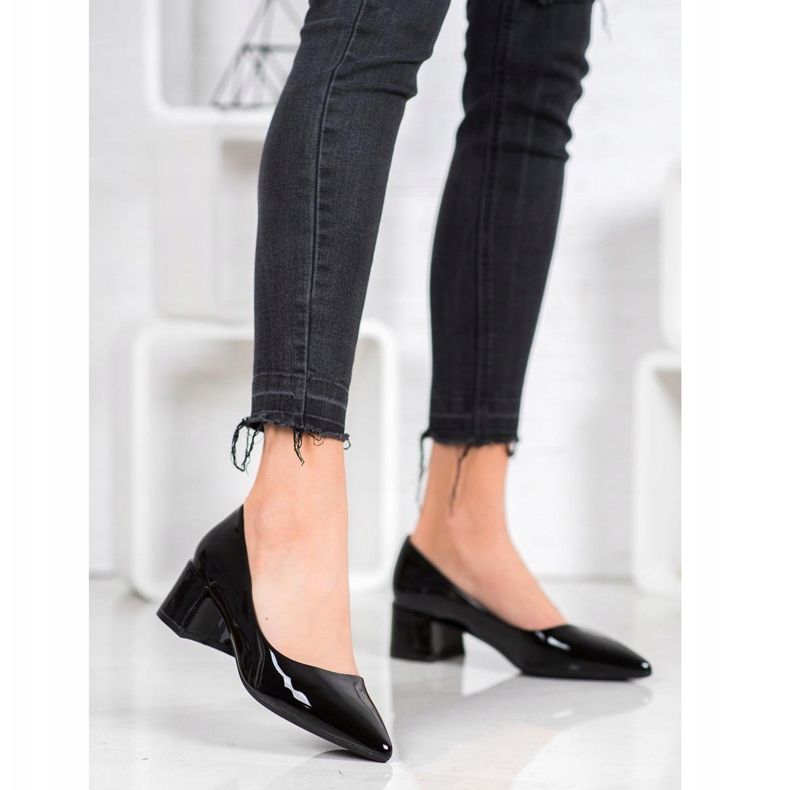 VINCEZA Lackierte Pumps schwarz 2