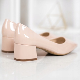 VINCEZA Lackierte Pumps beige 1