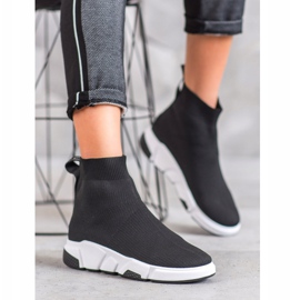 SHELOVET Schwarze Slipper 1