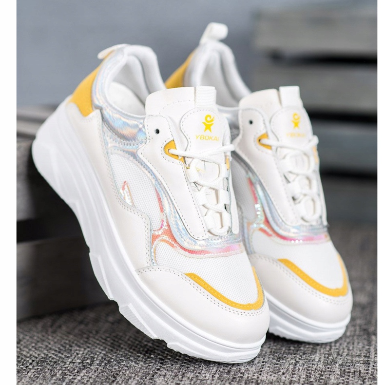 SHELOVET Modische weiße Turnschuhe gelb 1