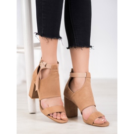 Modische VINCEZA Sandalen beige 2