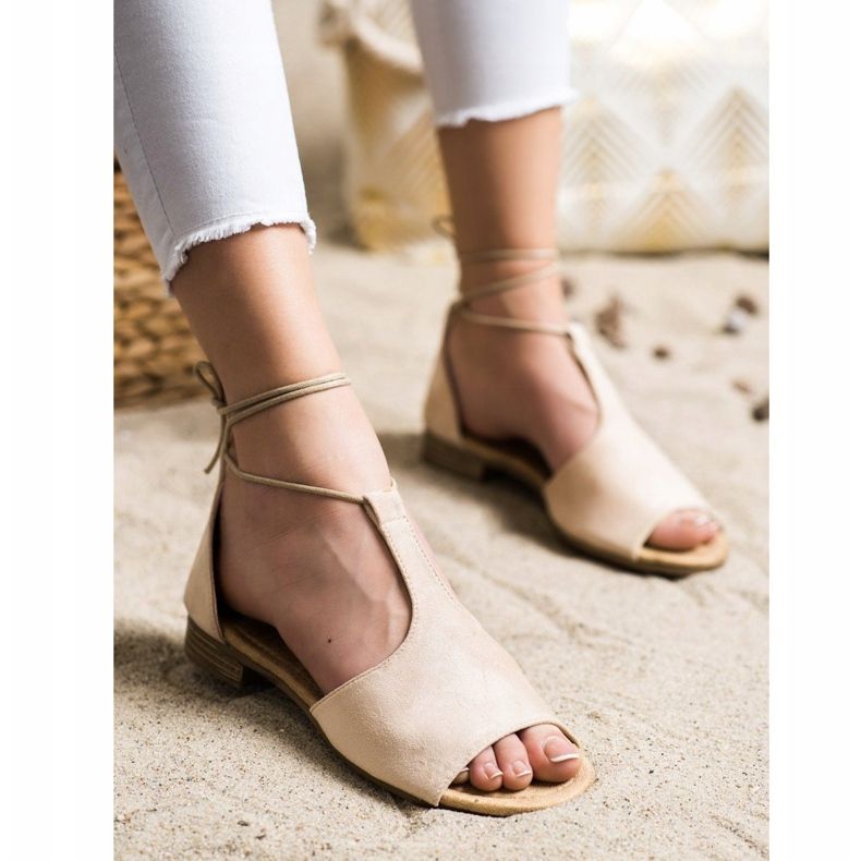 Gebundene VINCEZA Sandalen braun 1