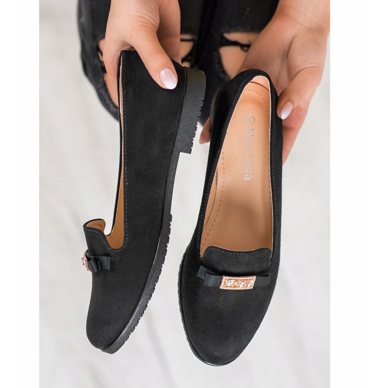 Miss Laura Herren mit Ornament schwarz 1