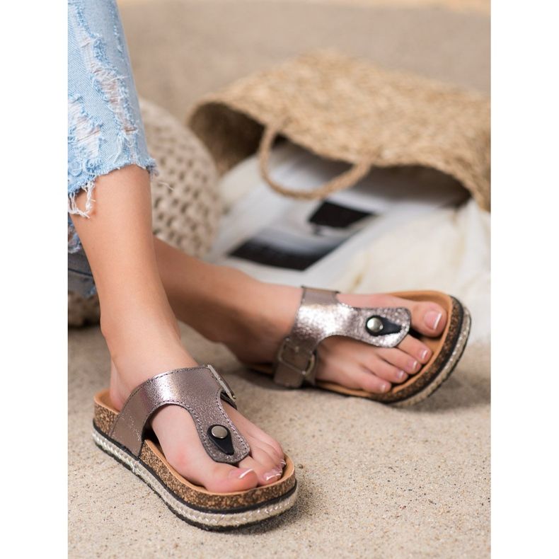 Flip-Flops auf der VINCEZA-Plattform grau 1