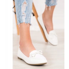 Nio Nio Bequeme weiße Mokassins 2