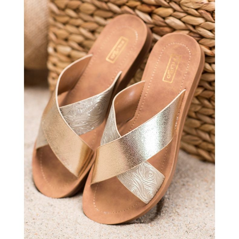 Filippo Glänzende Hausschuhe aus Öko-Leder golden 1