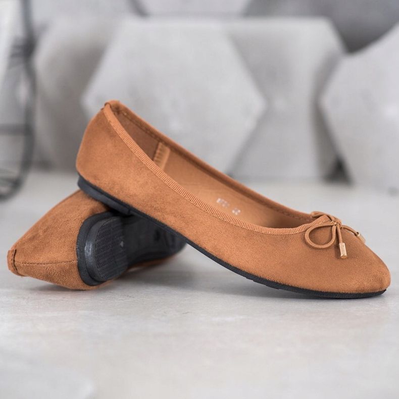 Clowse Ballerinas aus Wildleder braun 1