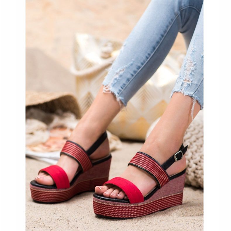 Goodin Rote Keilsandalen 2