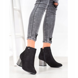 Goodin Schwarze Wildlederstiefeletten 1