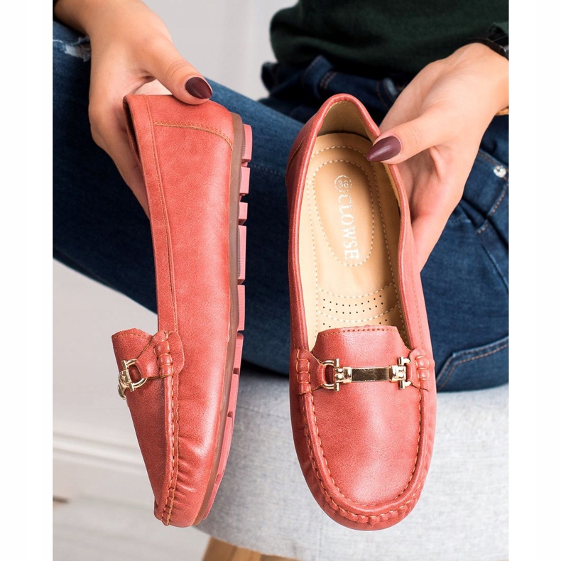 Clowse Rote Mokassins mit Ornament 1