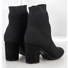 SDS Booties Socke auf einer Bar schwarz 1