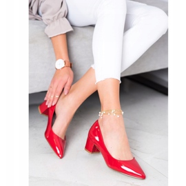 Goodin Lackierte Pumps in Spitz rot 1