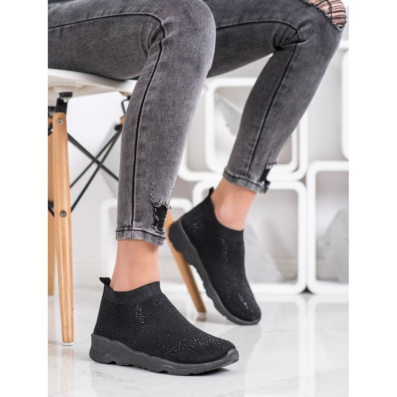 Goodin Schwarze Slipons mit Kristallen 2