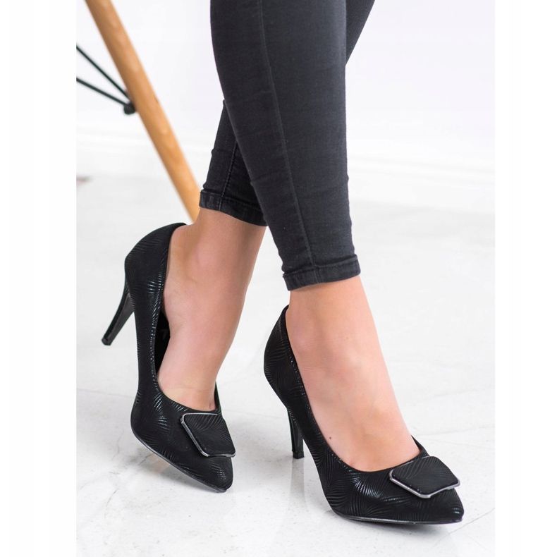 Goodin Pumps mit Ornament schwarz 2