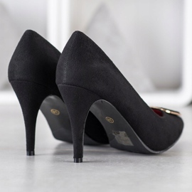 Goodin Pumps mit Ornament schwarz 1