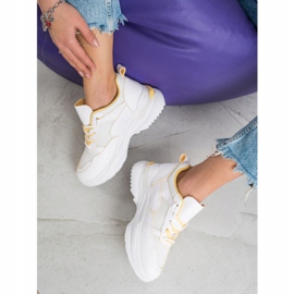 SHELOVET Klassische weiße Turnschuhe 1