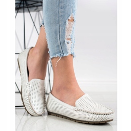 Kylie Lässige durchbrochene Loafer weiß 2