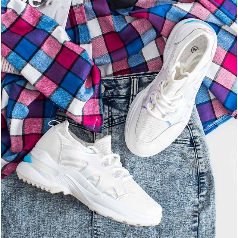 SHELOVET Frühlings-Sneaker mit Holo-Effekt weiß 1