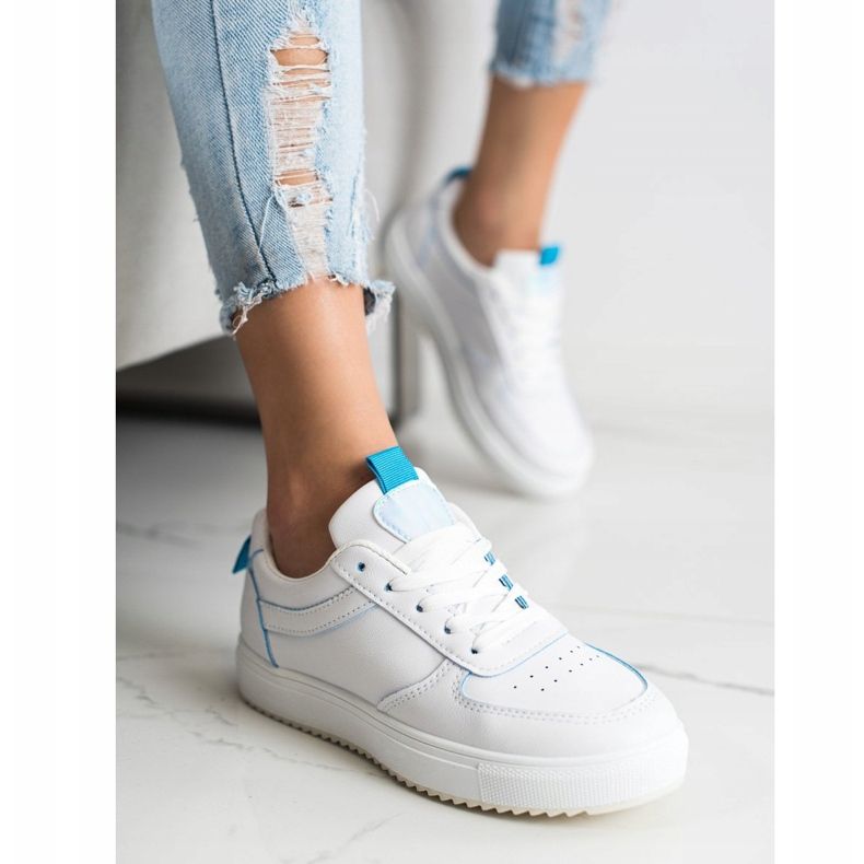 SHELOVET Sportschuhe aus Öko-Leder weiß 2