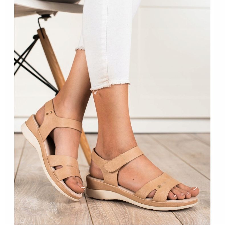 Bequeme VINCEZA Sandalen braun 1