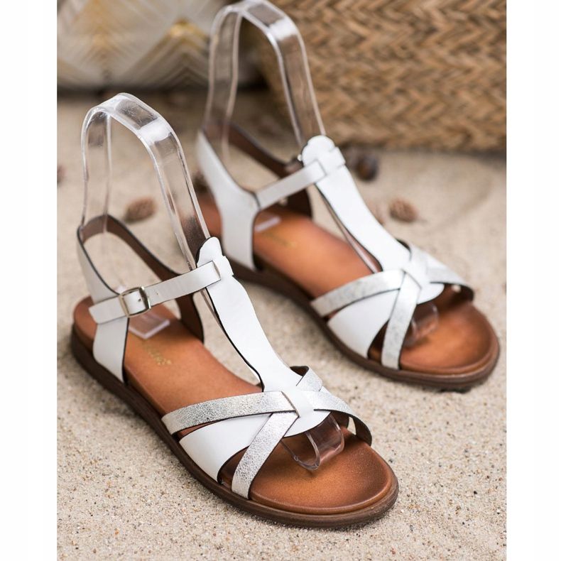 Die weißen Sandalen von Sergio Leone 1